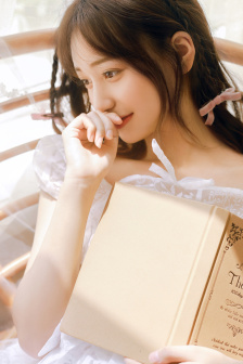 共享双胞胎齐娜齐琳